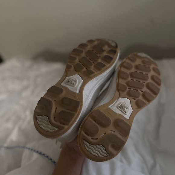 Sorel Women's ONA 503 Knit Low Sneakers - Picture 3 of 3